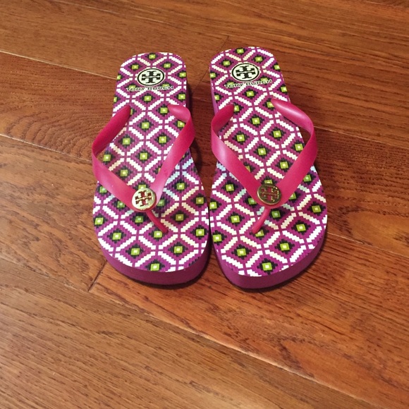 Tory Burch Flip Flops!!