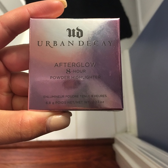 Urban Decay Highlighter in the color Sin