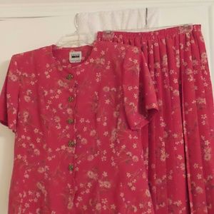 Blouse and skirt set