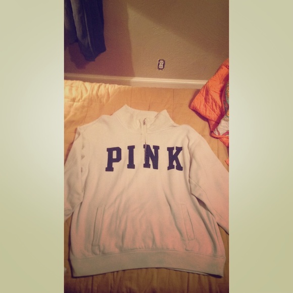 VS PINK pullover - Picture 1 of 1