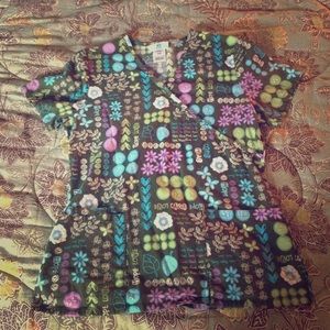 Green floral scrub top