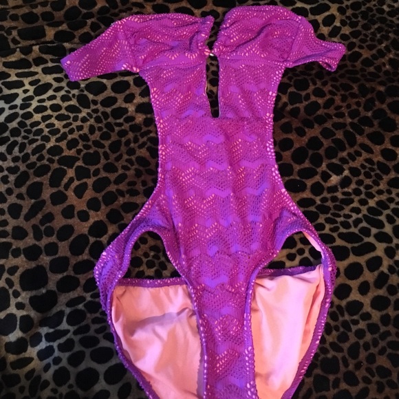 Bathing suit