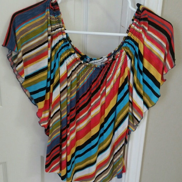 Summer top - Picture 2 of 3