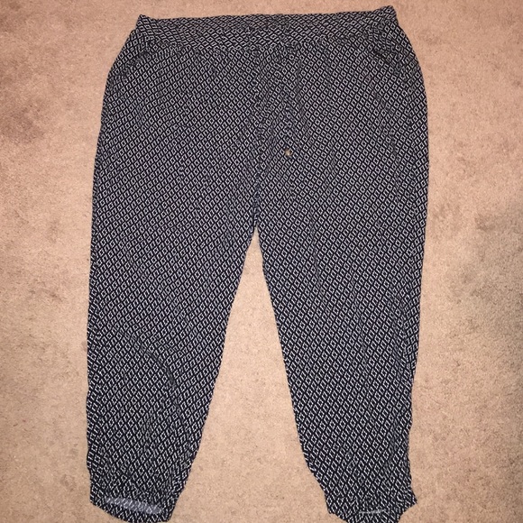 Old Navy Printed Harem Pants