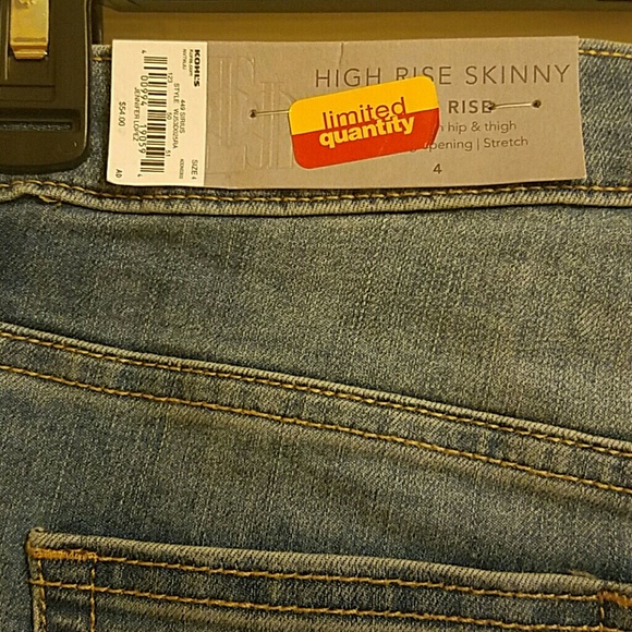 Jennifer Lopez  high rise skinny jeans