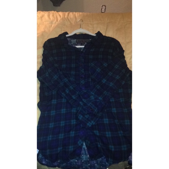 Flannel top - Picture 2 of 3