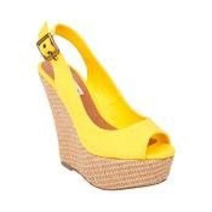 Witness by Steve Madden Yellow Wedges