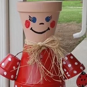 Meet your Posher, Yvette