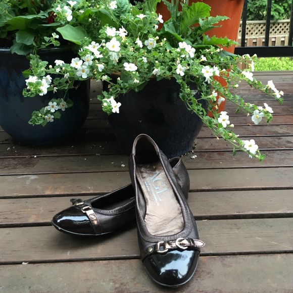 Beautiful and designer AGL flats!
