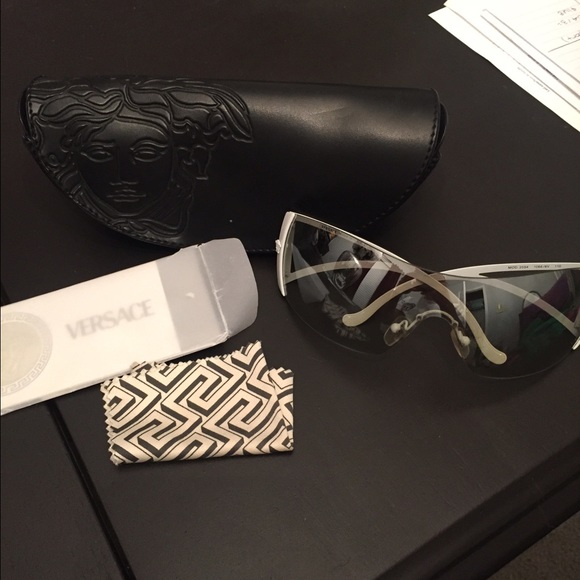 Versace Sunglasses ❌Sold❌ - Picture 1 of 4