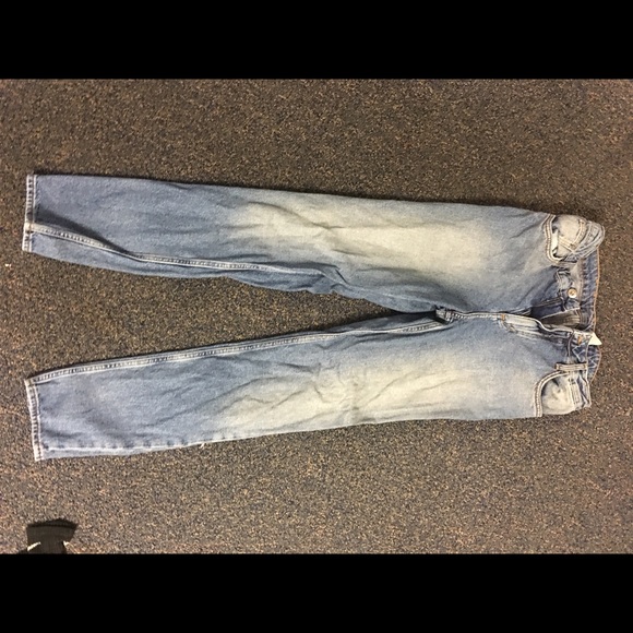 H&M mom jeans never worn