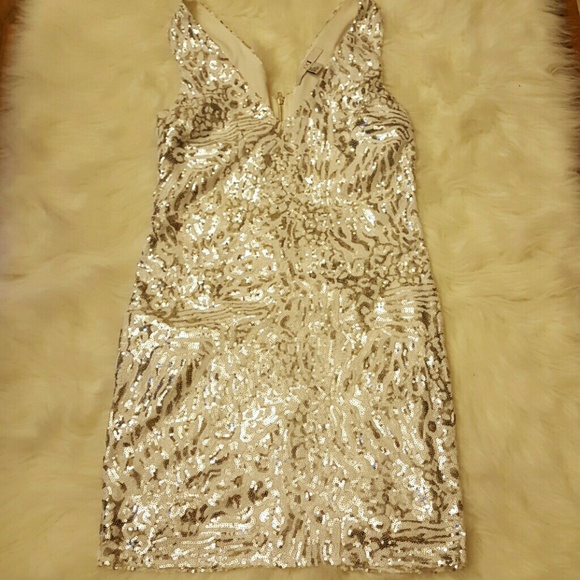 🎉WEEKEND SALE 🎉Silver Sequin Dress