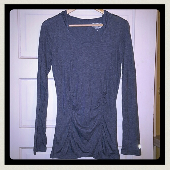 New Women's Marika Dry-Wyk Hooded Long Sleeve