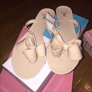 Brand New Flip flops, never worn 😊