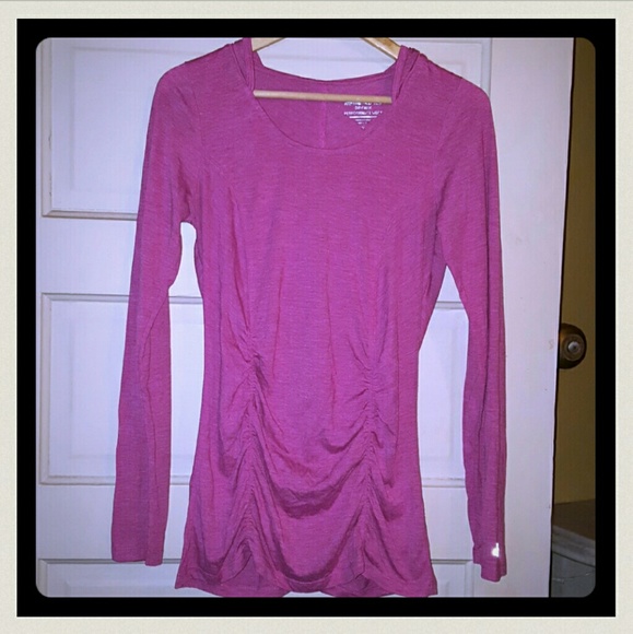 New Women's Marika Dry-Wyk Hooded Long Sleeve