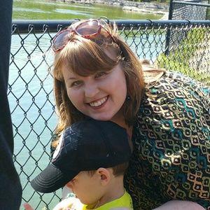 Meet your Posher, Nicole