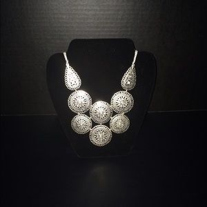 Stella & Dot Statement Necklace