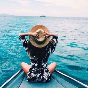 MIKOH Cannes Tunic in Polynesian Palm $95 |Size 1