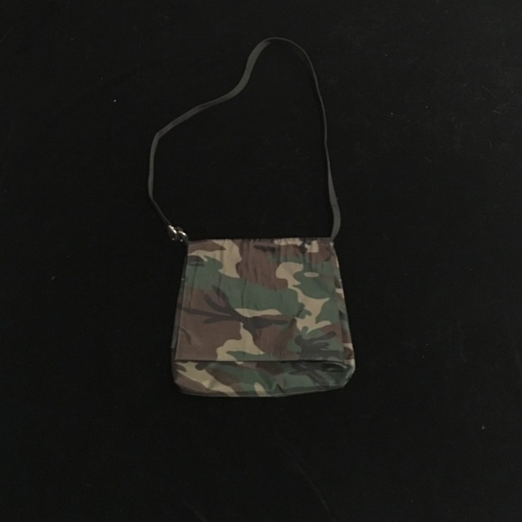 Steve Madden purse