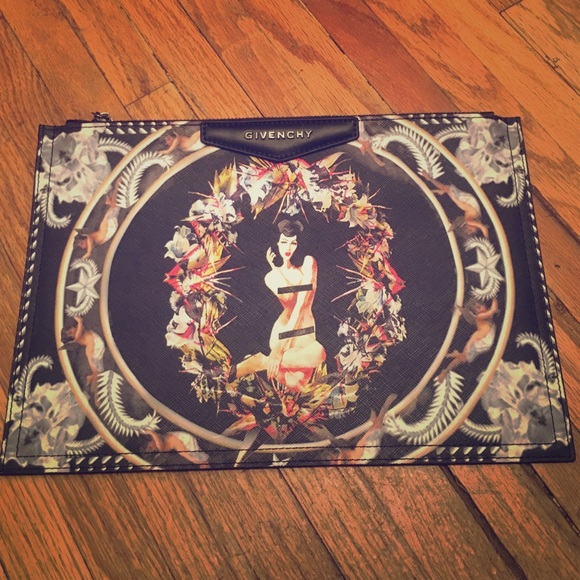 Givenchy clutch