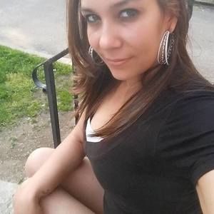 Meet your Posher, Angie