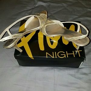 Gold Sequin Formal Shoe