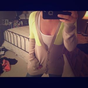 American Eagle Sweater- Never worn