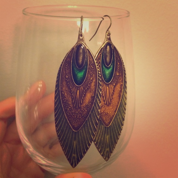 Peacock pattern earrings