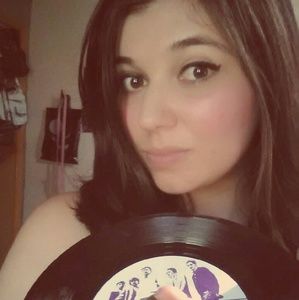 Meet your Posher, Sheena