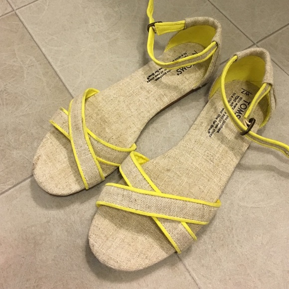 toms sandals