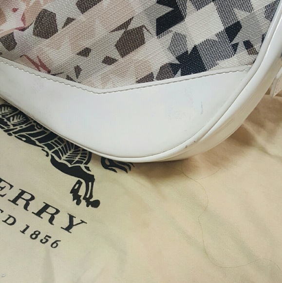 Burberry Nova Check Star Bag - Picture 3 of 4