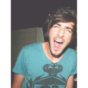 Meet your Posher, Ali