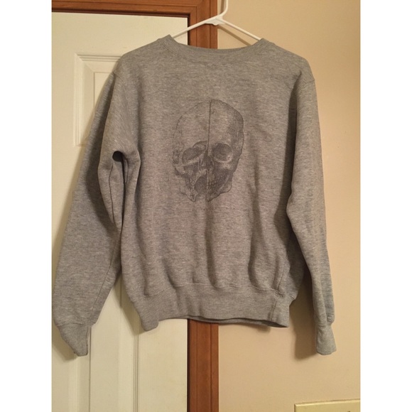 Small Brandy Melville crewneck