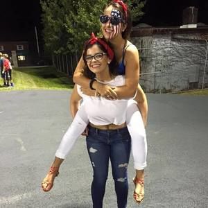 Meet your Posher, Nicole