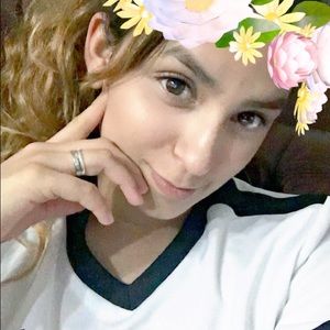 Meet your Posher, Victoria