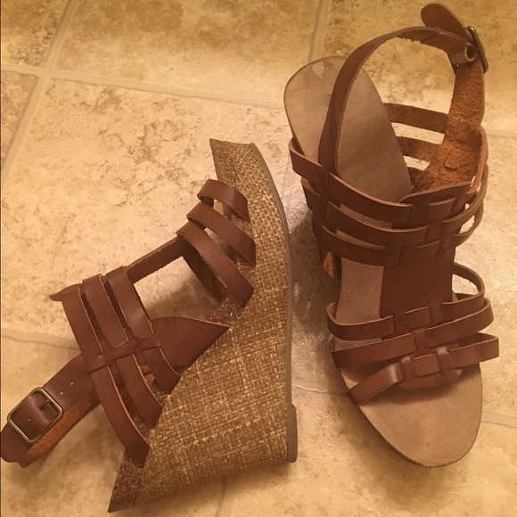 MIA wedge sandals - Picture 3 of 4