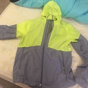 Under Armour Small running wind breaker