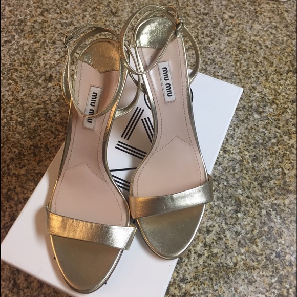 🚫SOLD🚫Miu Miu Jeweled Heel 38.5