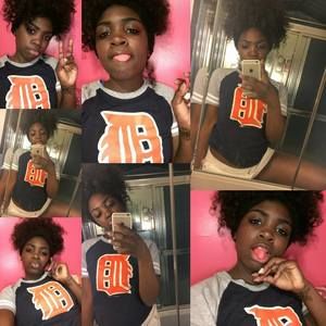 Meet your Posher, Tarja