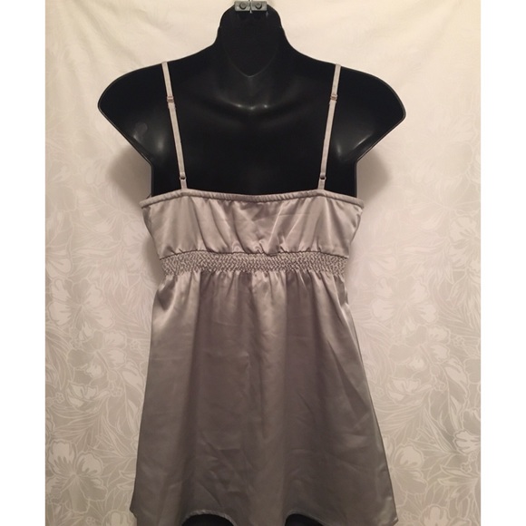 🆕 Silver Gray Sequined Top - Picture 2 of 3