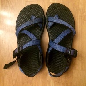 Women's Z/2 Chacos, blue, size 7