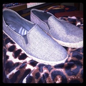 NWOT Keds sparkle slip on shoes. 💕💕
