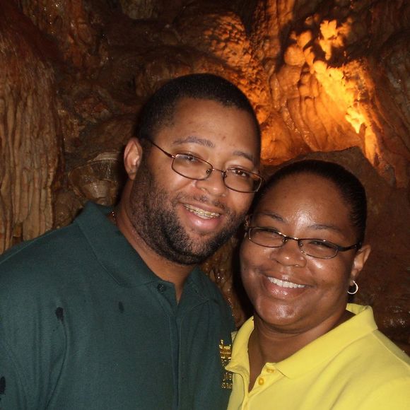 Meet your Posher, T'sheira