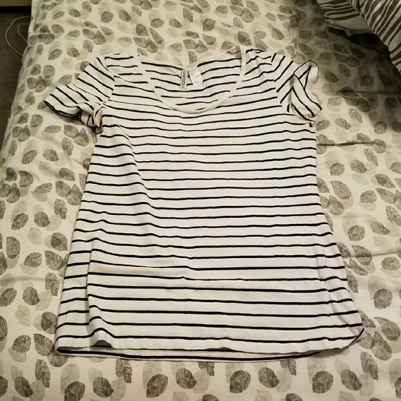 Black & white stripe tee