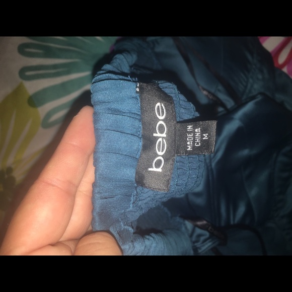 Top - Picture 2 of 2