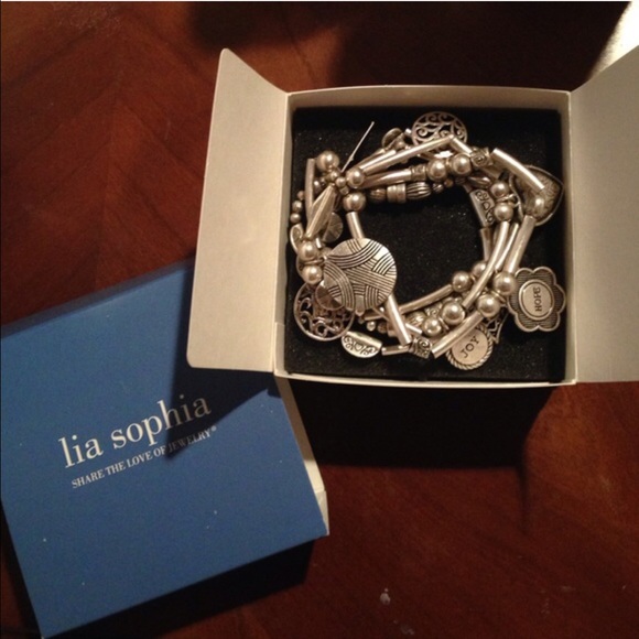 Lia Sophia stretch charm bracelet