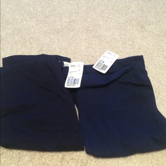 Lot of 2 navy blue leggings