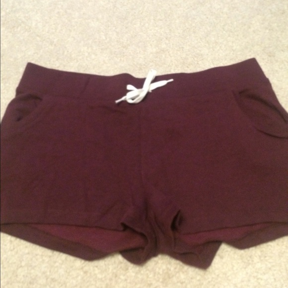 Burgundy lounge shorts