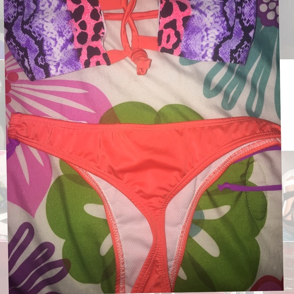 New Bikini - Picture 2 of 2