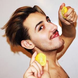 Meet your Posher, Zach